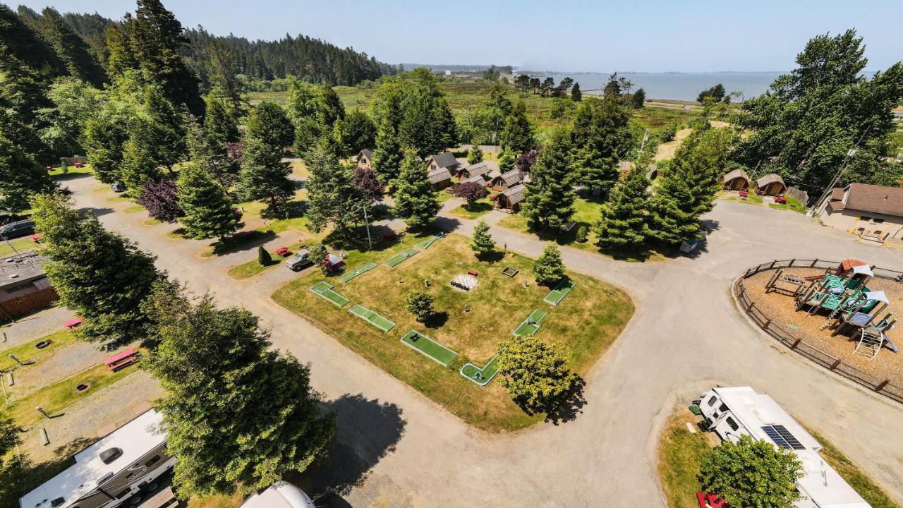 Redwood Coast Cabins And Rv Resort Eureka Dış mekan fotoğraf