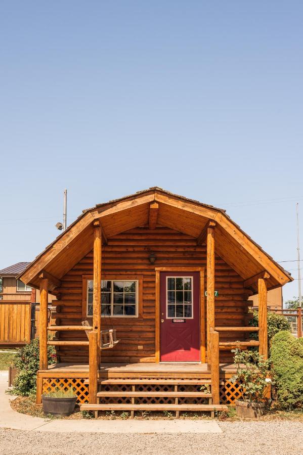 Redwood Coast Cabins And Rv Resort Eureka Dış mekan fotoğraf